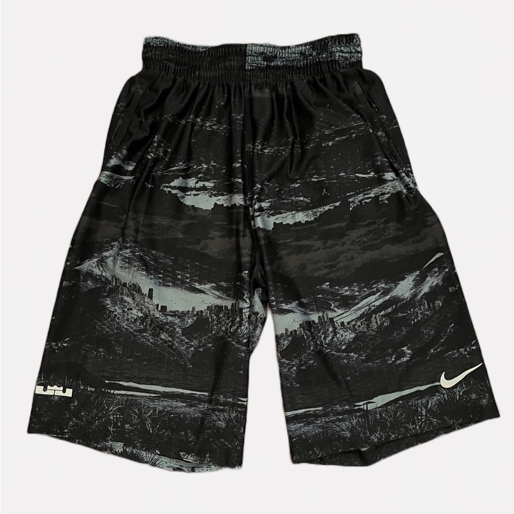 Nike Dri-Fit LeBron James Men’s Basketball Shorts